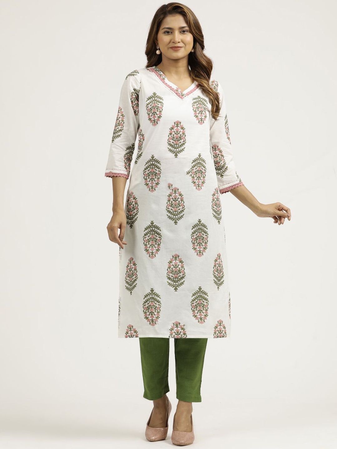

Jaipur Kurti Cotton Abstract Printed Straight Kurta, Green