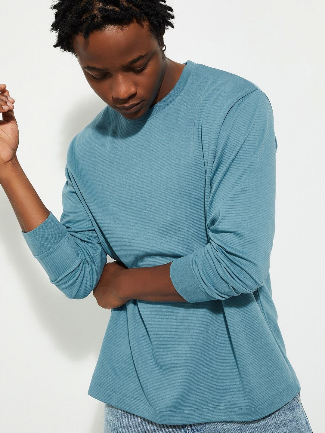 

max URB_N Men Regular Fit Textured T-shirt, Blue