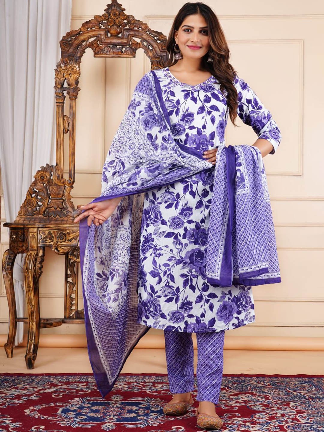 

Moktika Women Floral Printed Regular Pure Cotton Kurta with Trousers & With Dupatta, White