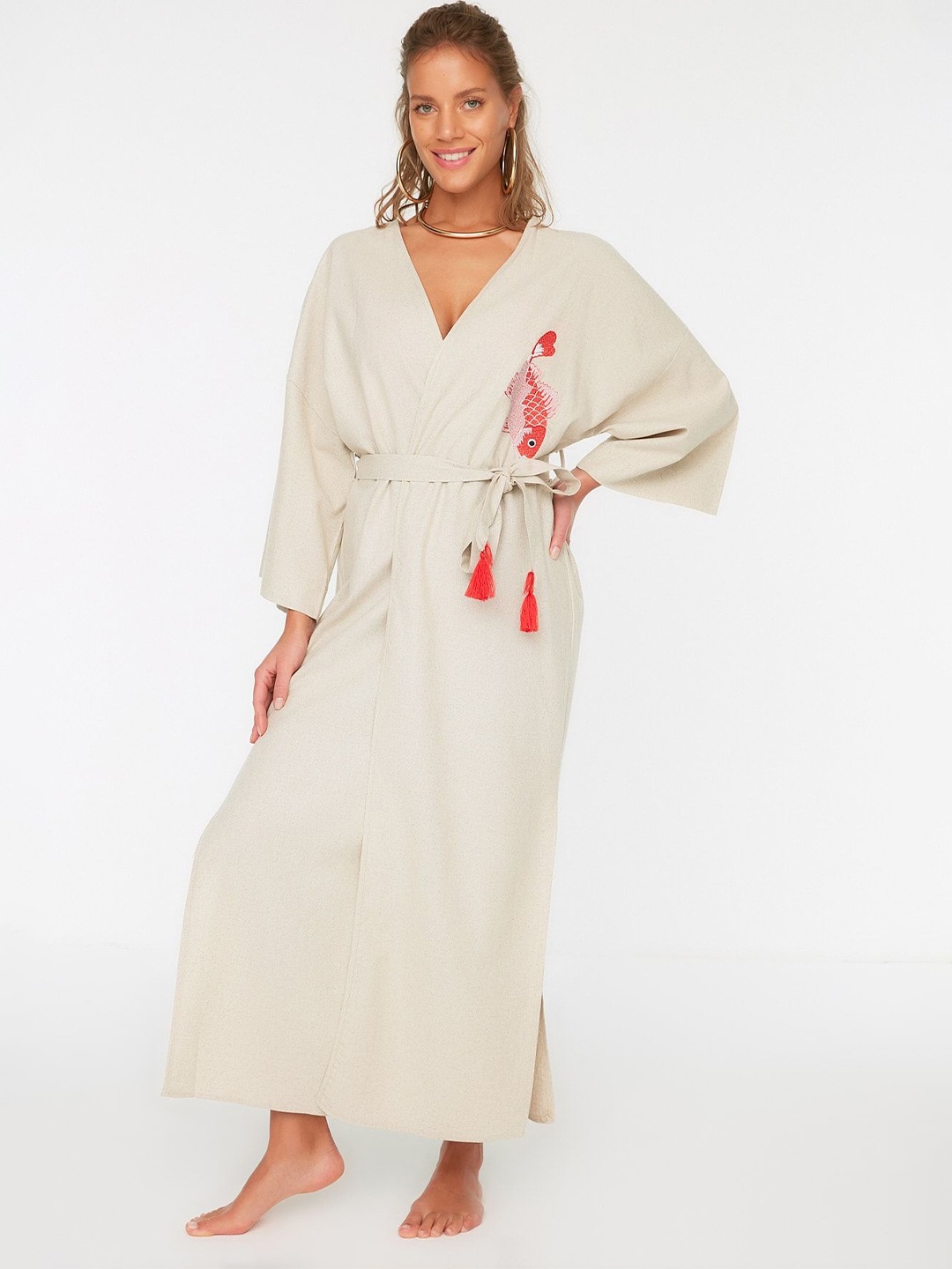

Trendyol Embroidered V-Neck Maxi Swimwear Cover up Top, Cream