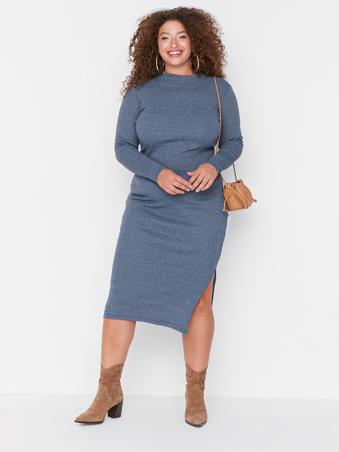 

Trendyol Bodycon Long Sleeves Midi Dress, Blue