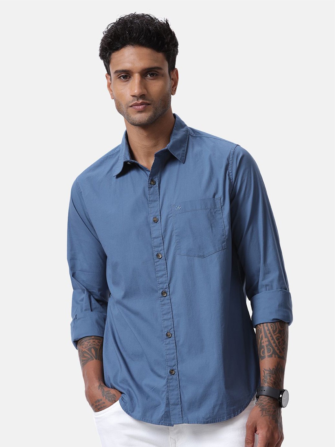 

WROGN Men Custom Spread Collar Solid Cotton Casual Shirt, Blue