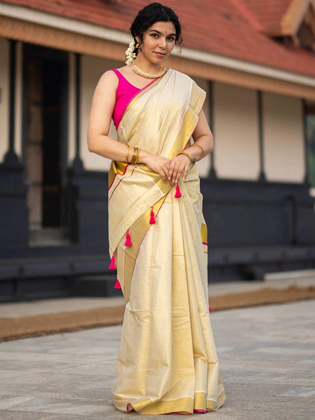 

I LOVE SAREES Zari Pure Cotton Kasavu Saree, Off white
