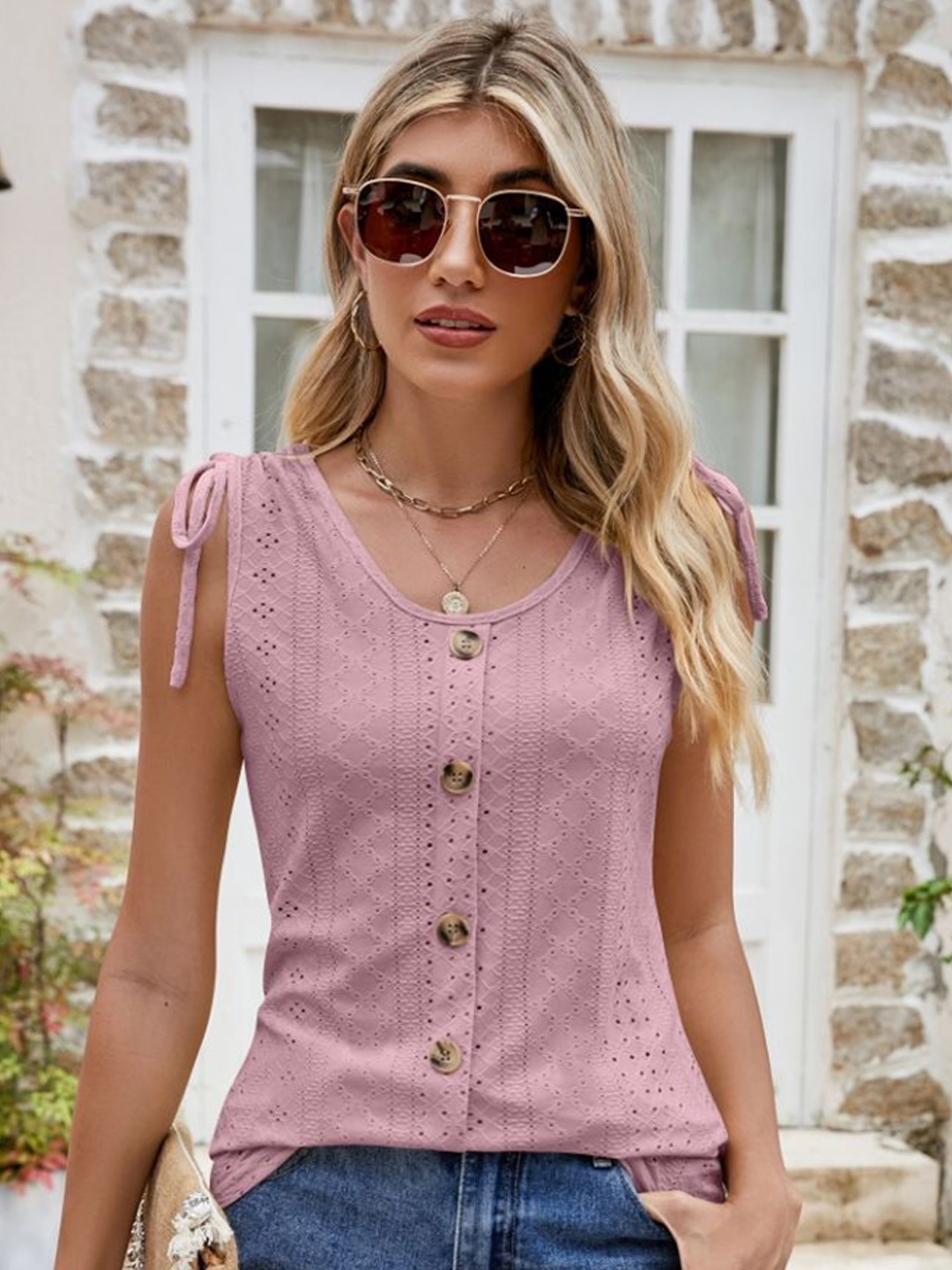 

StyleCast Women Vertical Striped V-Neck Top, Mauve