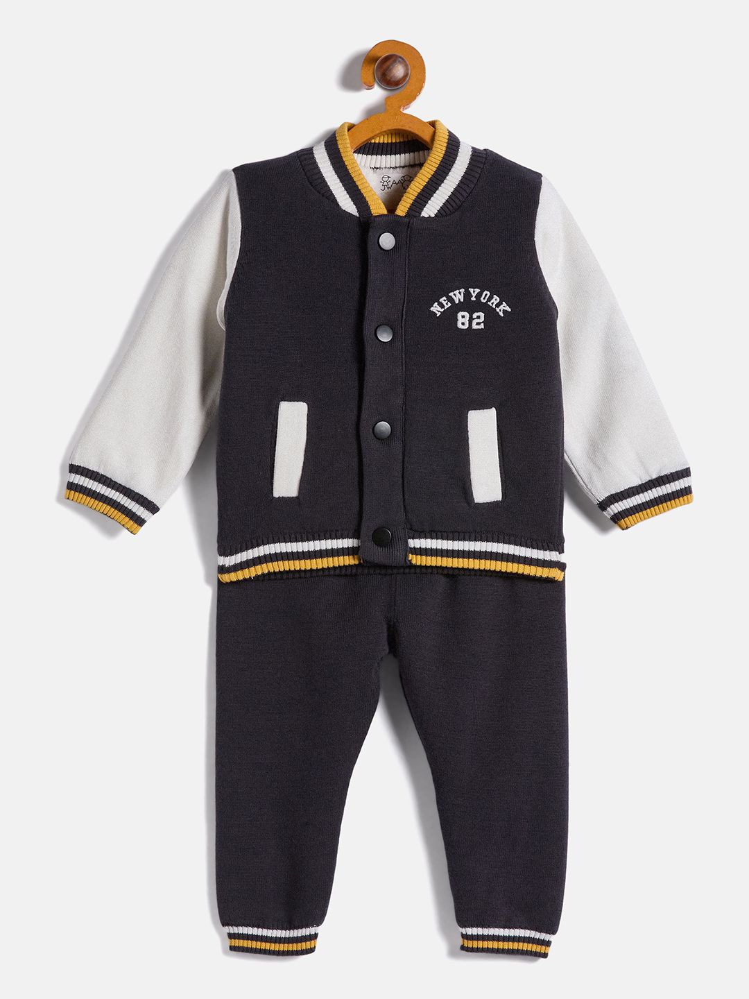 

JWAAQ Boys Embroidered Long Sleeves Jacket with Joggers, Black