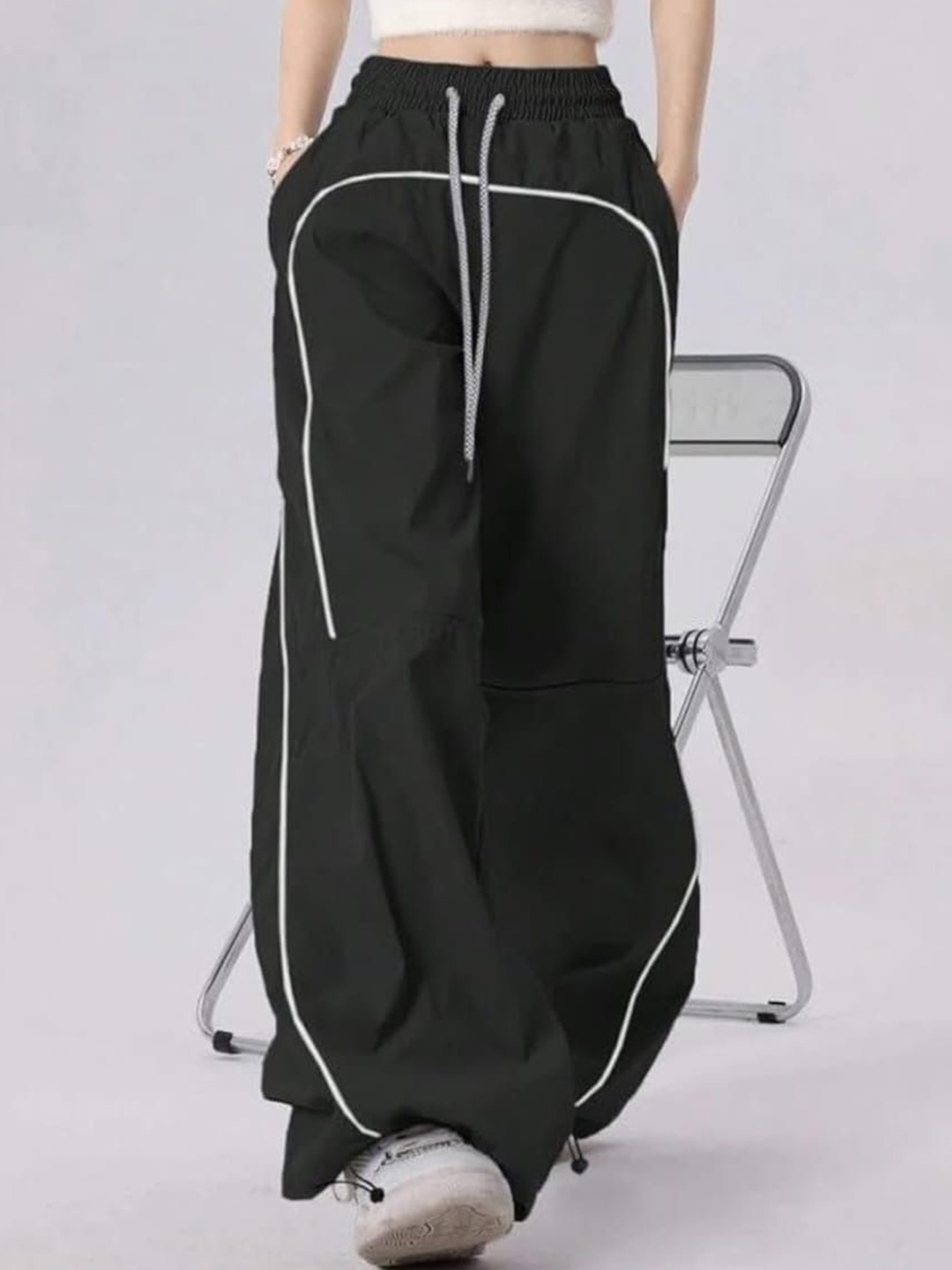 

BROADSTAR Women Smart Loose Fit High-Rise Easy Wash Trousers, Black