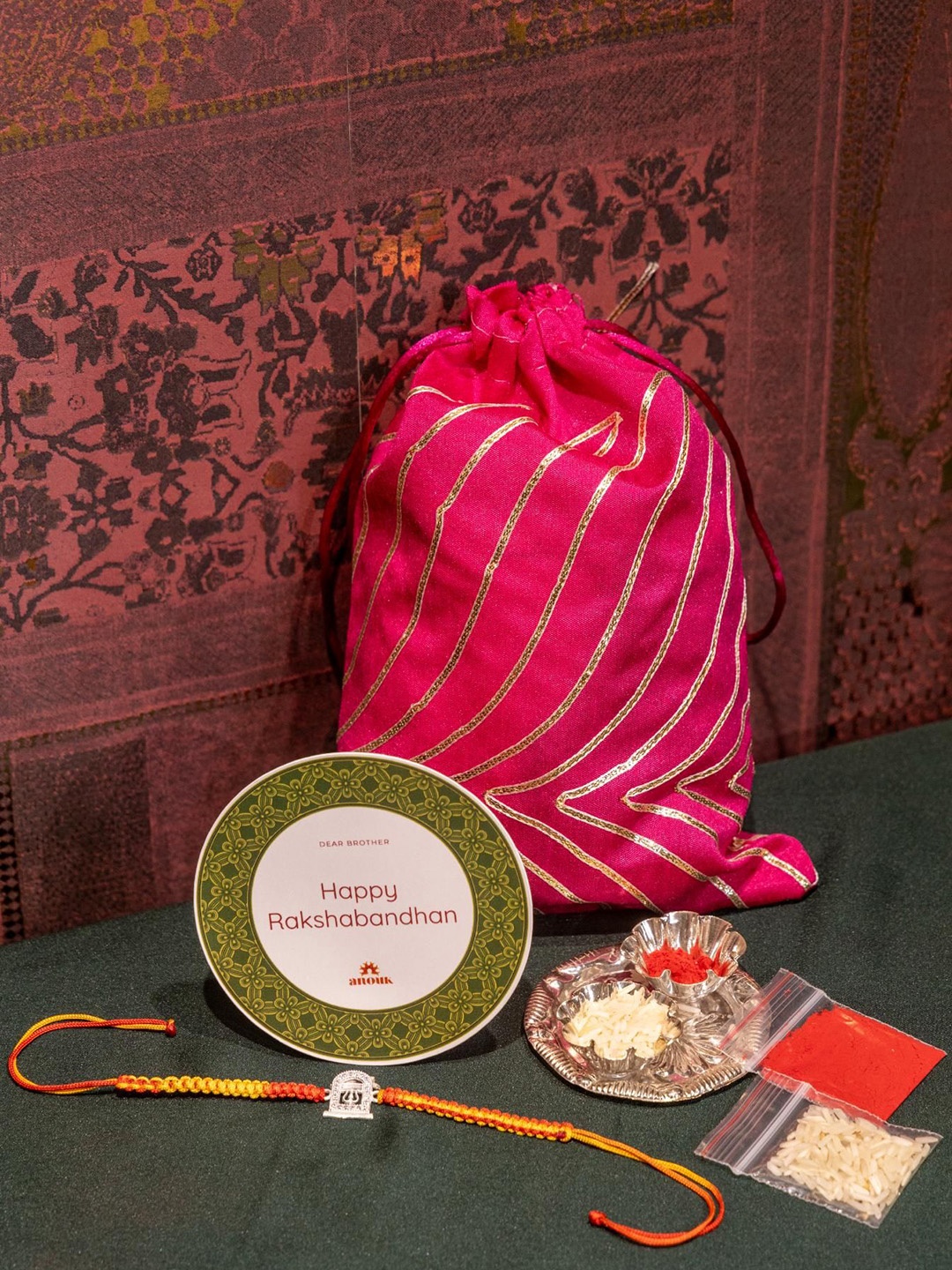 

Anouk Rakhi Gift Set, Silver