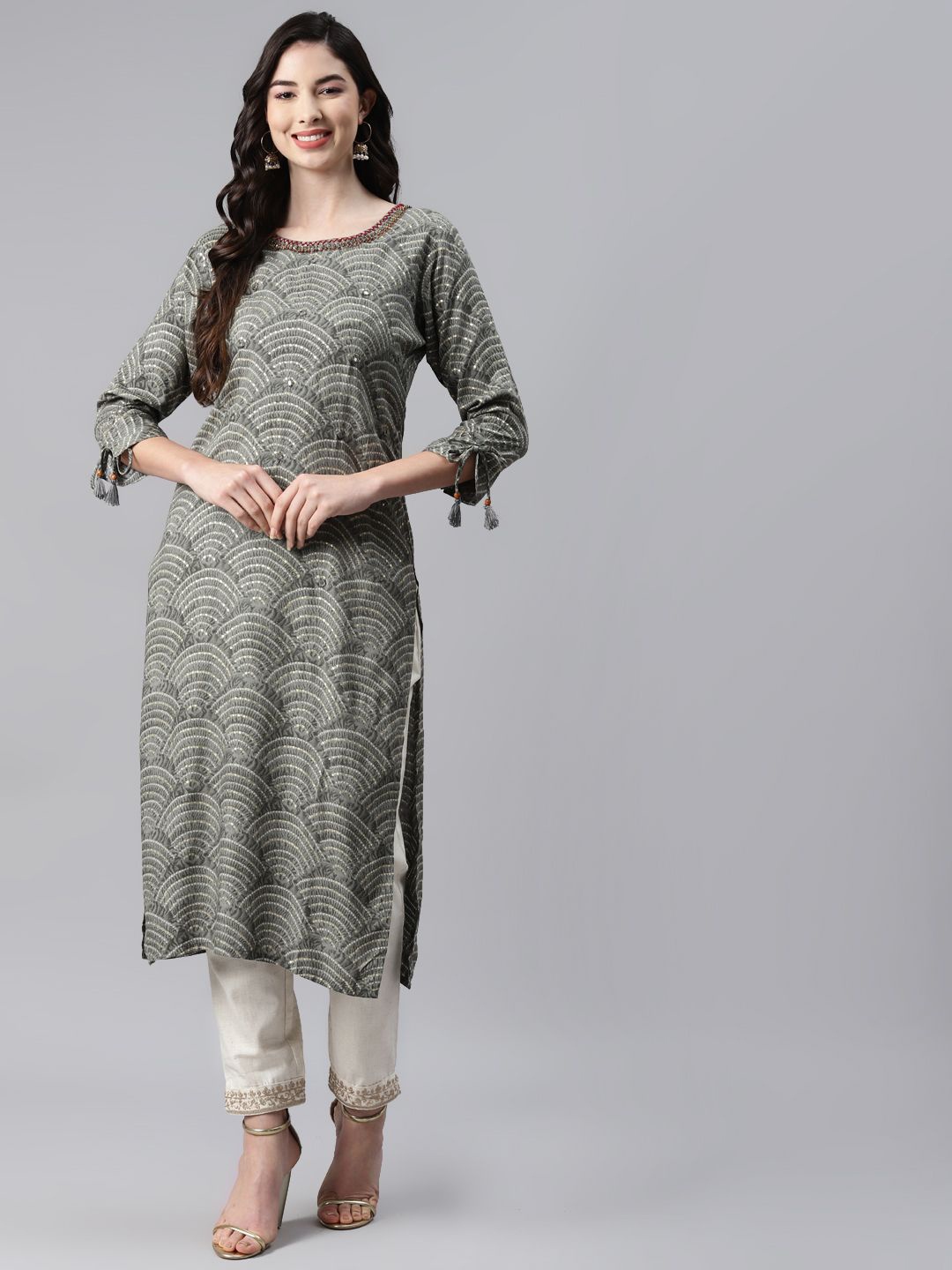 

BAESD Women Geometric Printed Flared Sleeves Thread Work Kurta, Grey