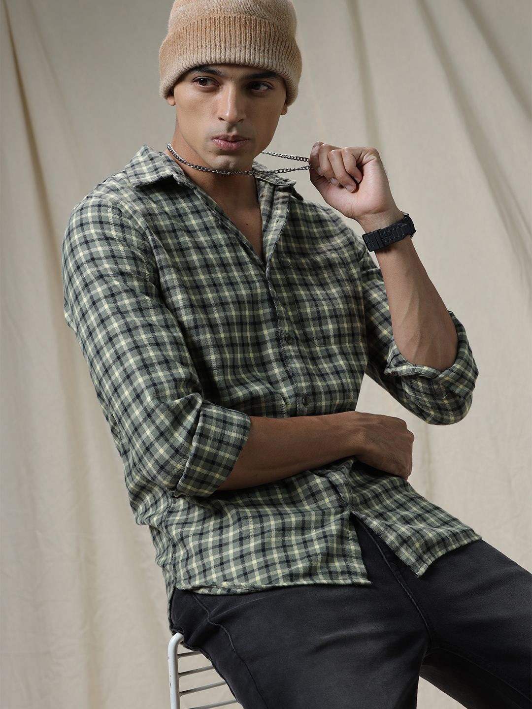 

WROGN Men Custom Spread Collar Tartan Checked Cotton Boxy Casual Shirt, Maroon