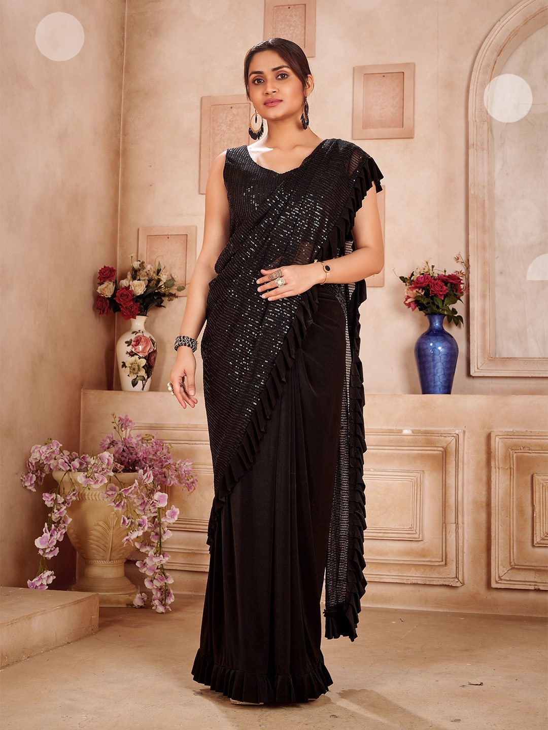 

AMOHA TRENDZ Embellished Sequinned Saree, Black