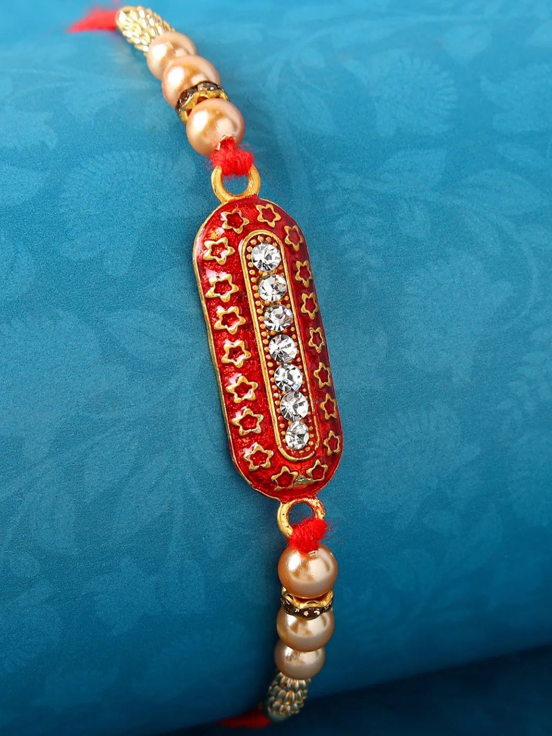 

fnp Thread Rakhi, Red