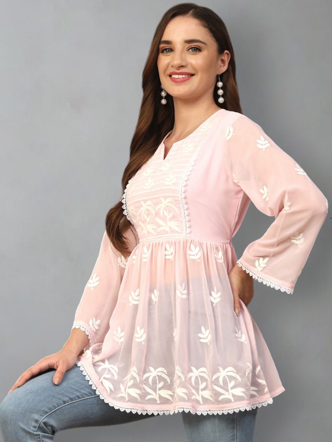 

Growish Women Floral Printed Embroidered Round Neck Top, Pink