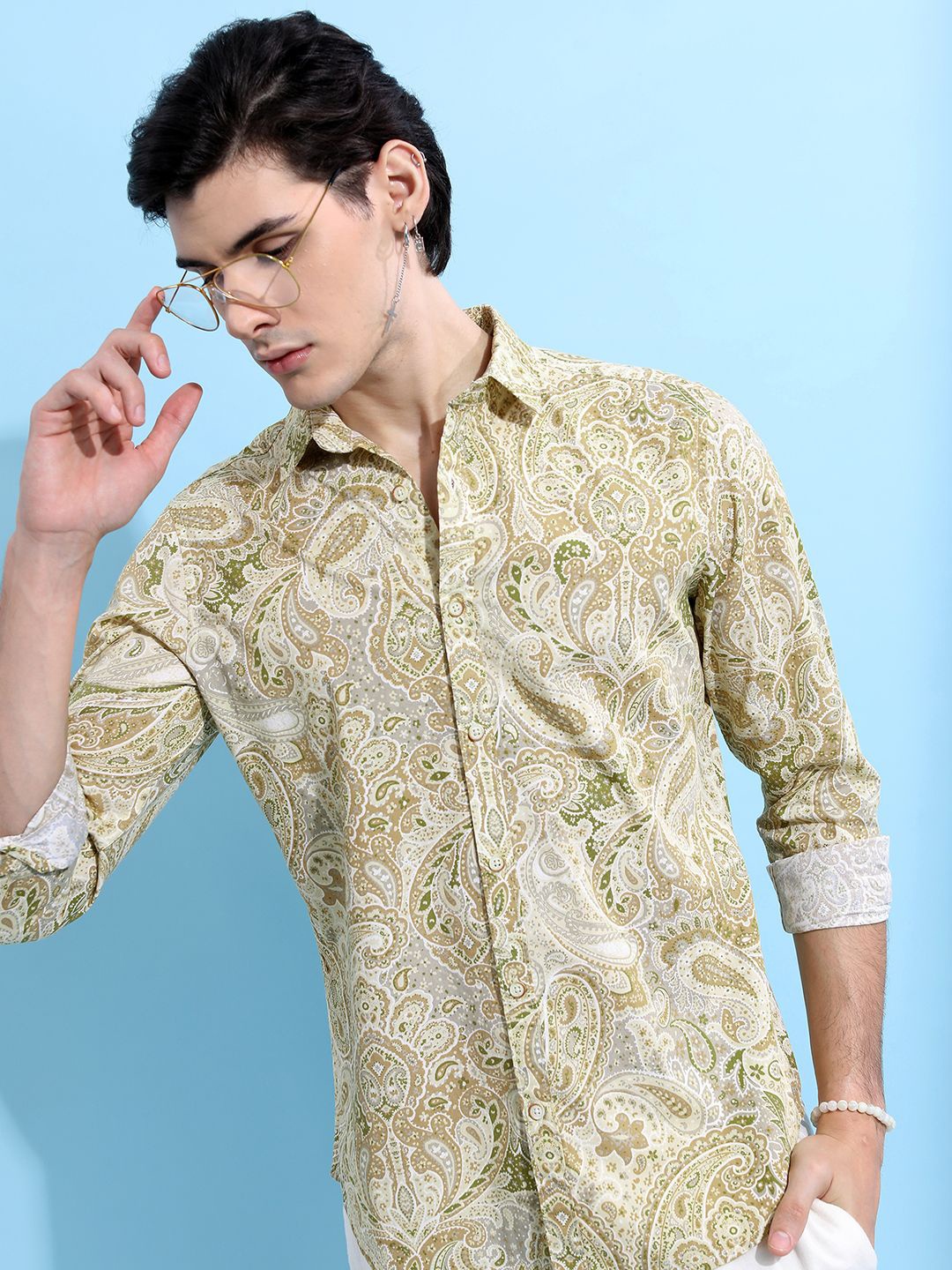 

HIGHLANDER Men Spread Collar Ethnic Motifs Printed Ethnic Motifs Slim Fit Casual Shirt, Yellow