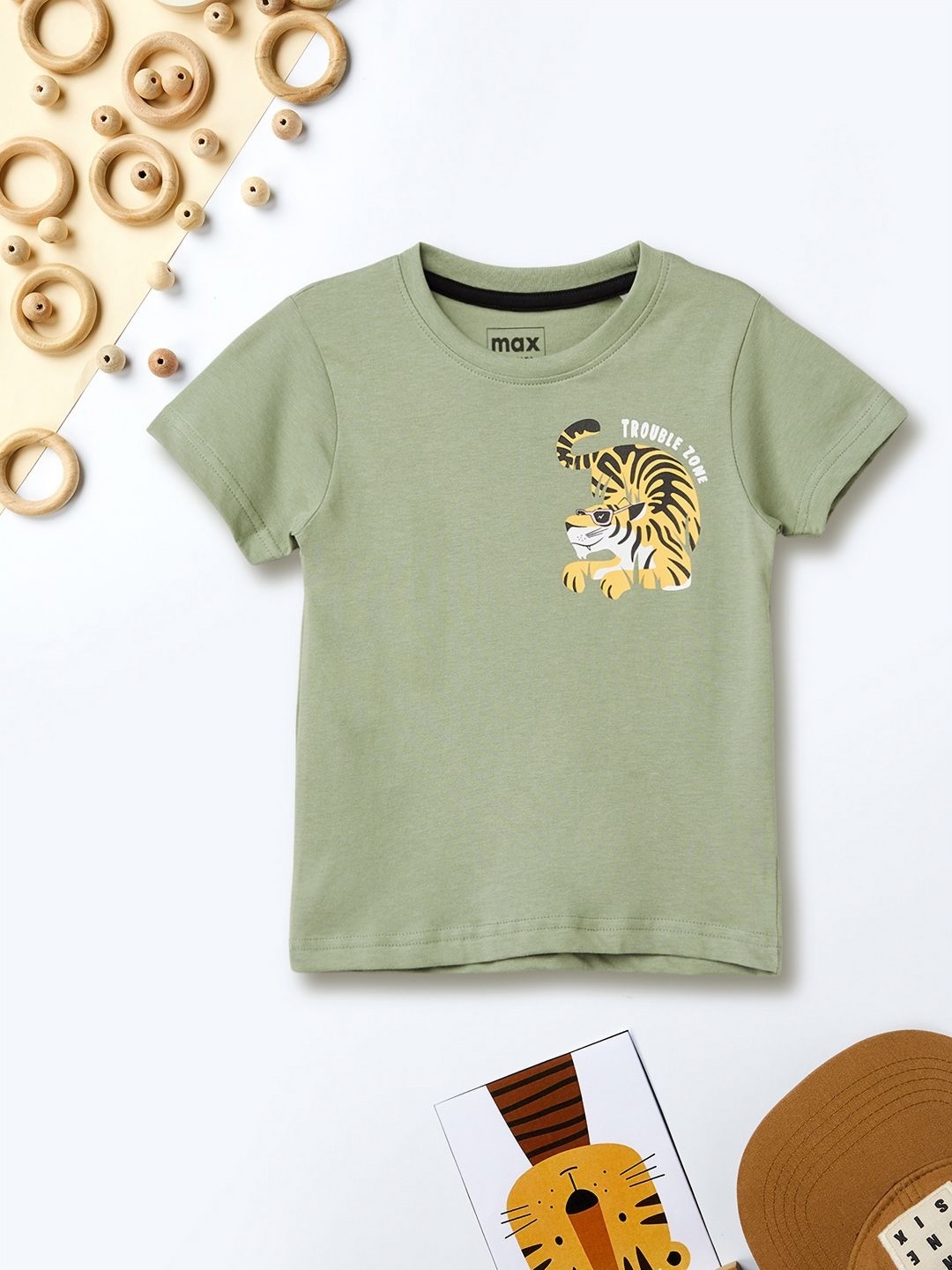 

max Boys Printed Applique T-shirt, Green