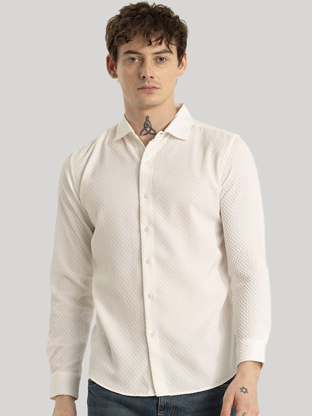 

Snitch Men Smart Slim Fit Opaque Printed Casual Shirt, Off white