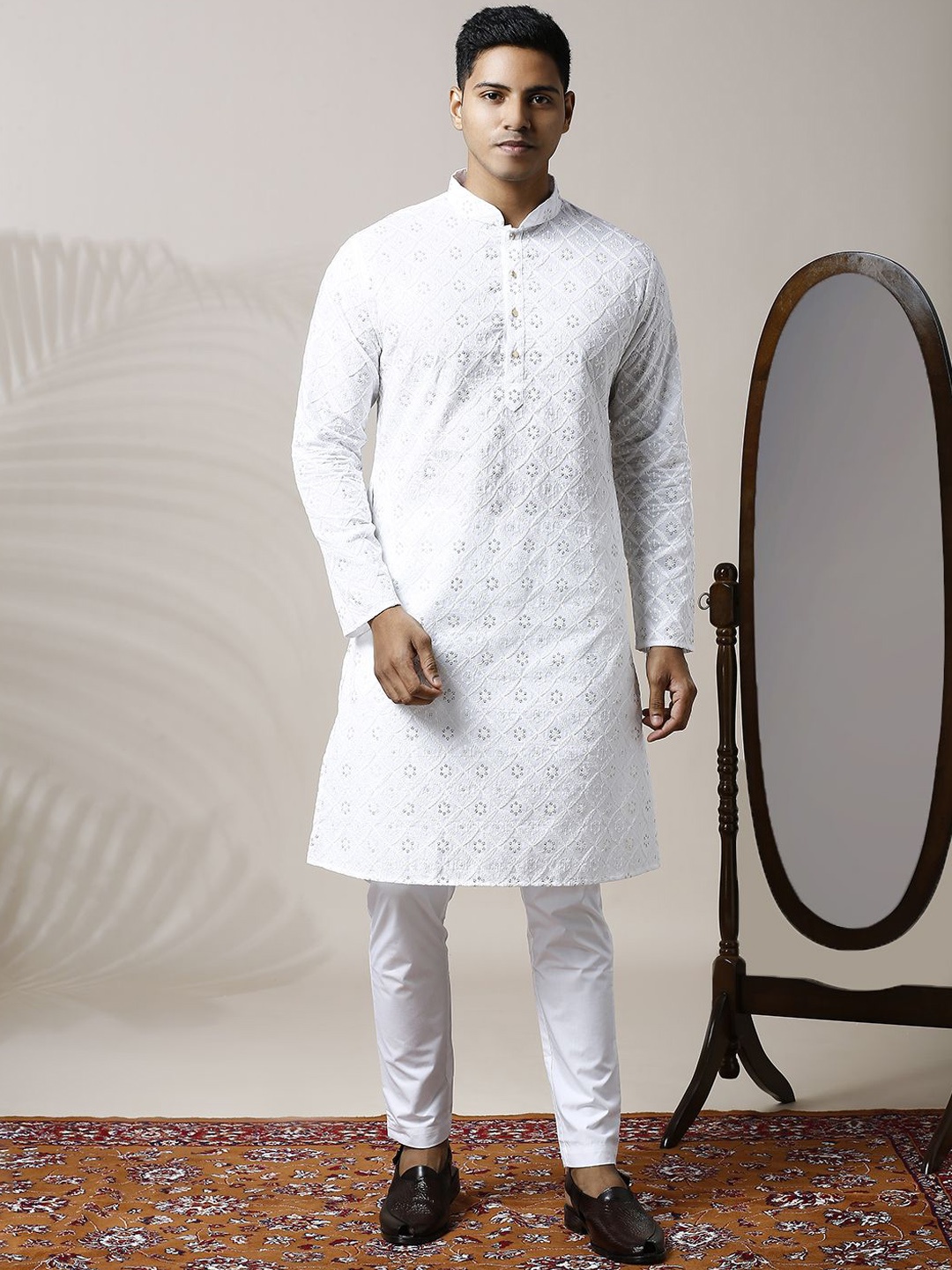 

Be Desi Men Floral Embroidered Regular Kurta with Pyjamas, White