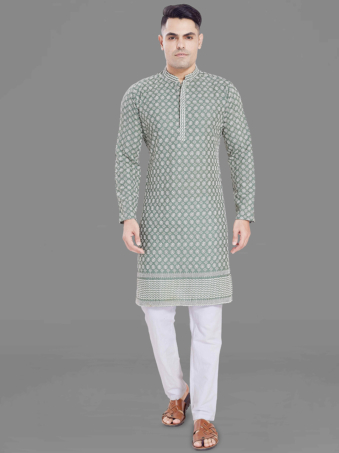 

DIVISIVE Men Geometric Thread Work Kurta, Green