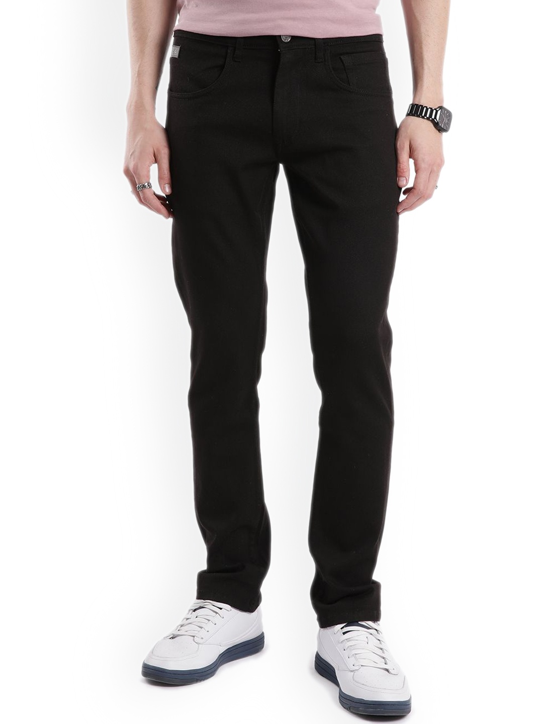 

WROGN Men Comfort Straight Fit Low Distress Jeans, Black
