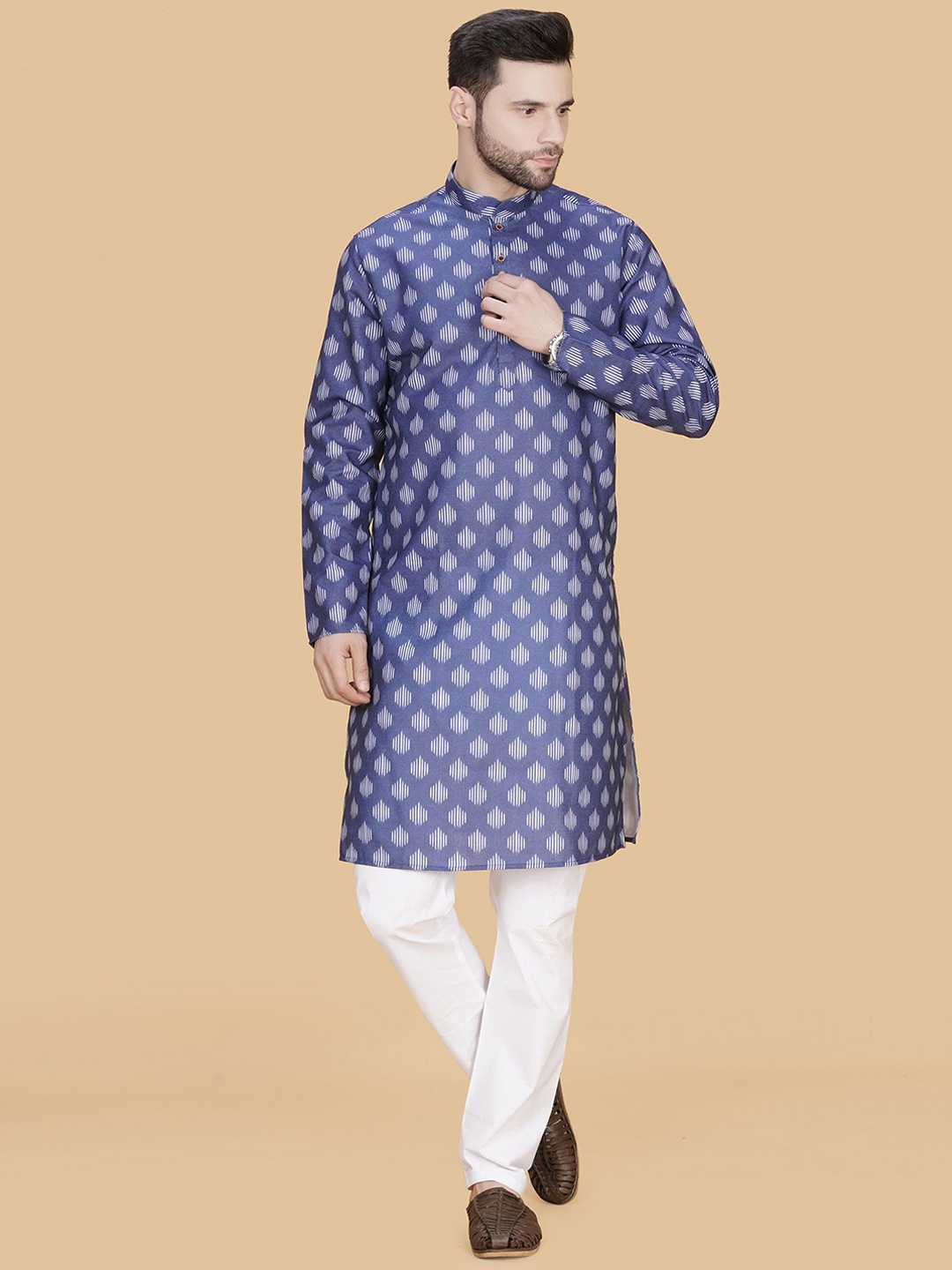 

LA'SCOOT Men Printed Regular Pure Cotton Kurta with Pyjamas, Navy blue