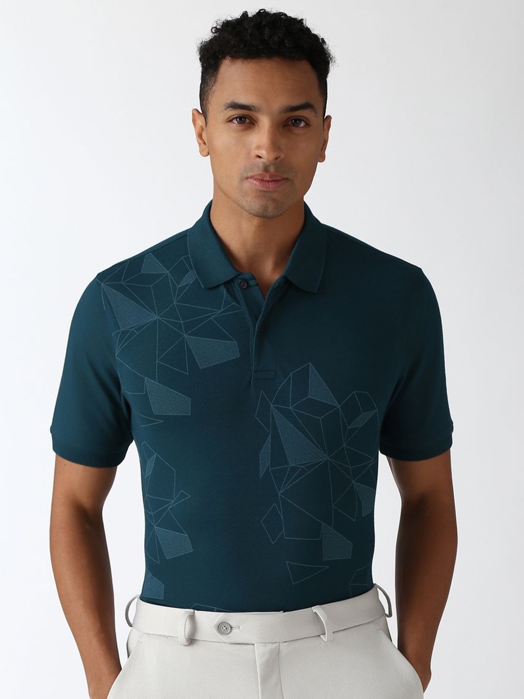 

Peter England Men Polo Collar Pockets T-shirt, Green