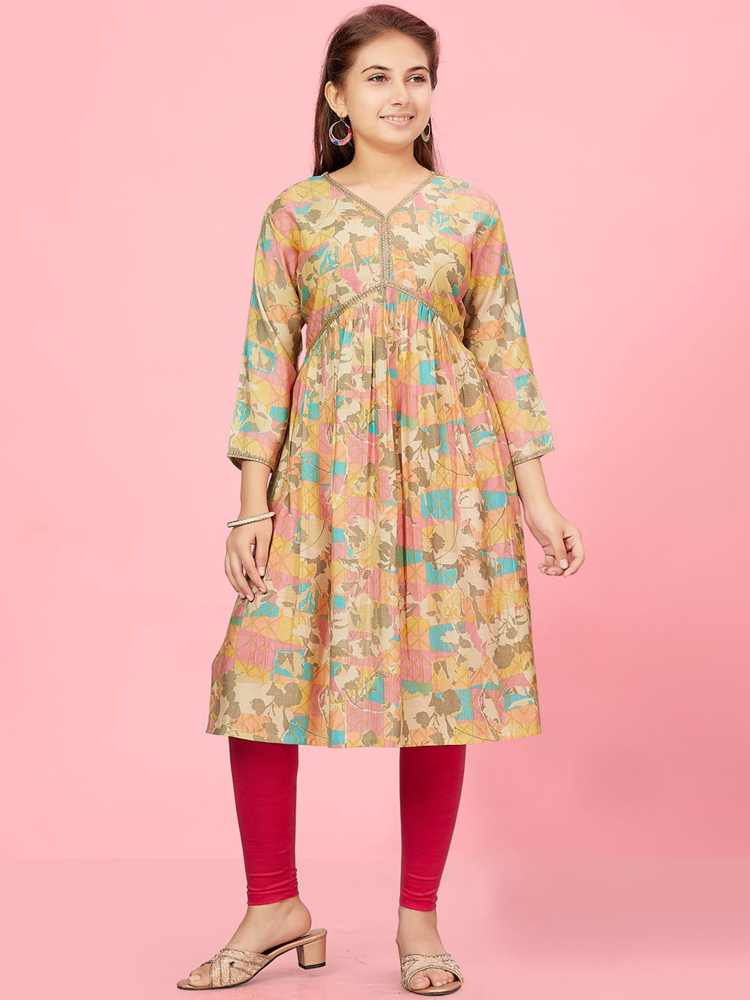 

BAESD Girls Ethnic Motifs Printed Flared Sleeves Mirror Work Kurta, Peach