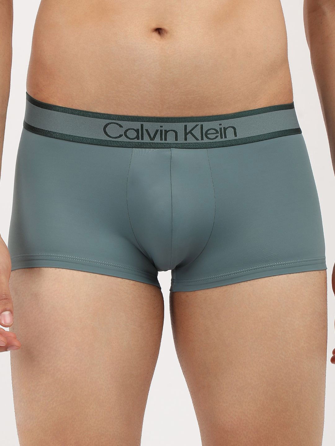 

Calvin Klein Self Design Breathability Trunks NB4055POF, Grey