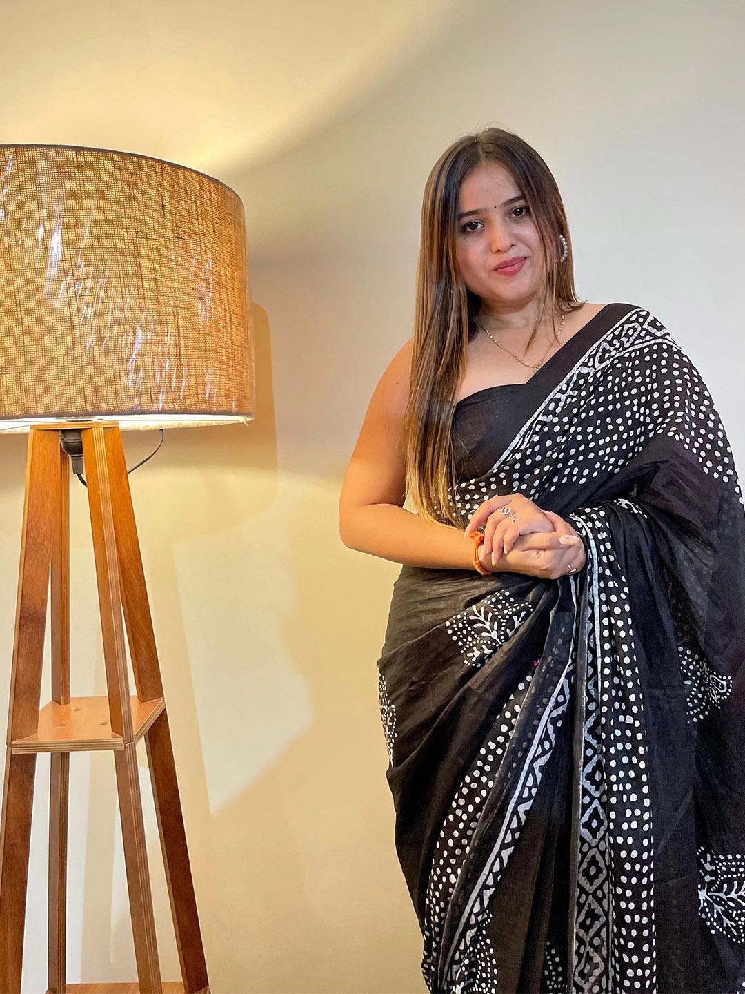 

Anouk Tie and Dye Pure Cotton Bagru Saree, Black