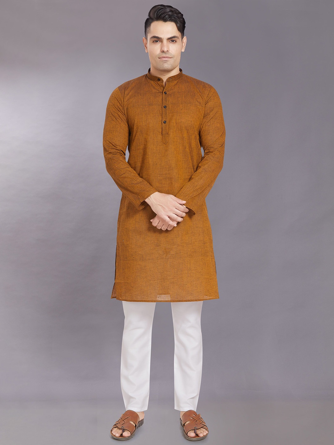 

DIVISIVE Men Striped Thread Work Kurta, Brown