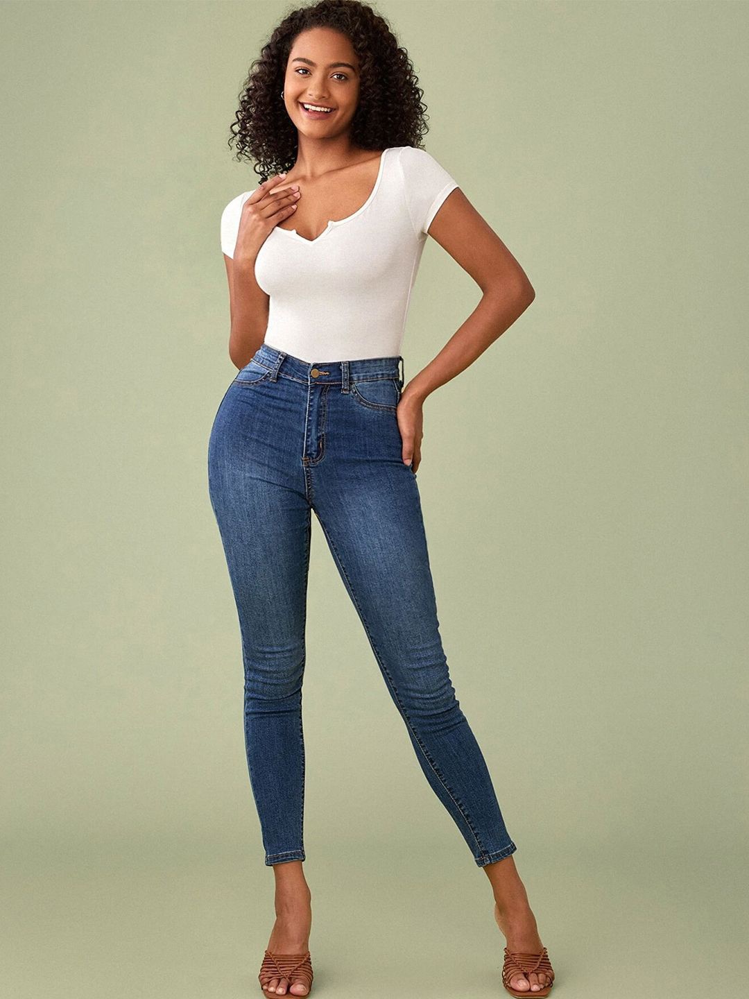 

JC Mode Women Solid Sweetheart Neck Top, White