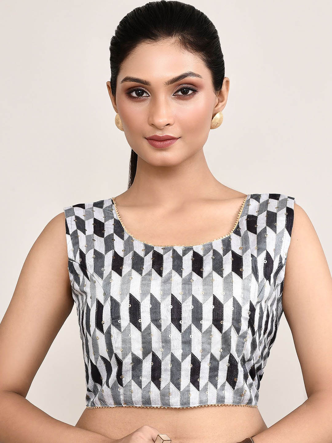 

Manu Designer Embroidery Details Saree Blouse, Grey