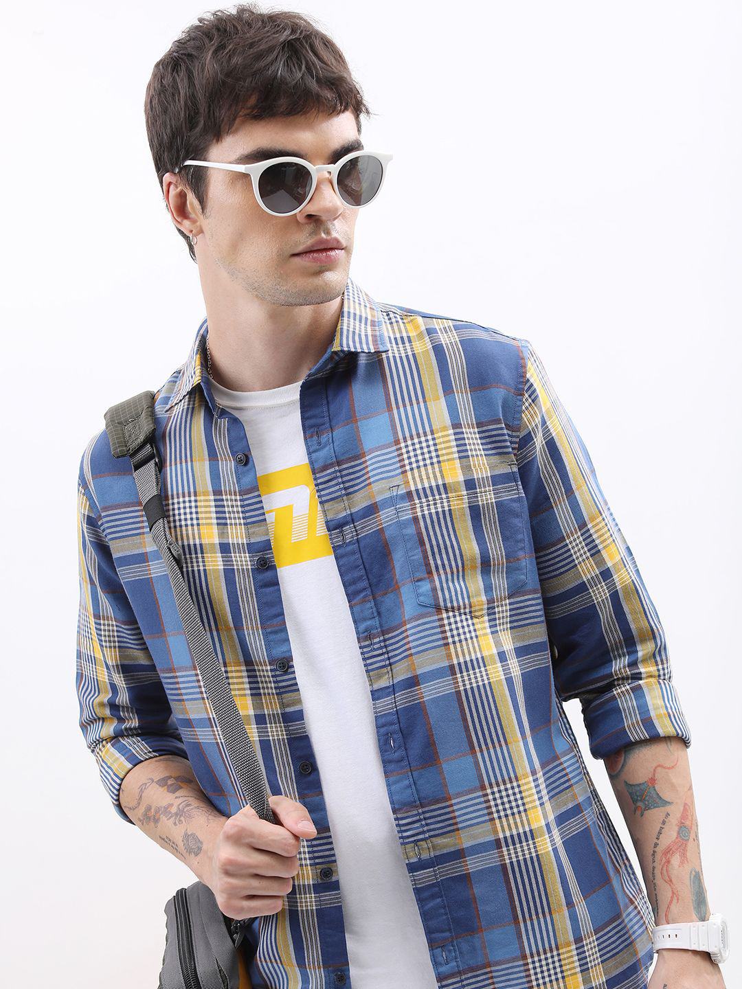

HIGHLANDER Men Spread Collar Tartan Checked Cotton Slim Fit Casual Shirt, Blue
