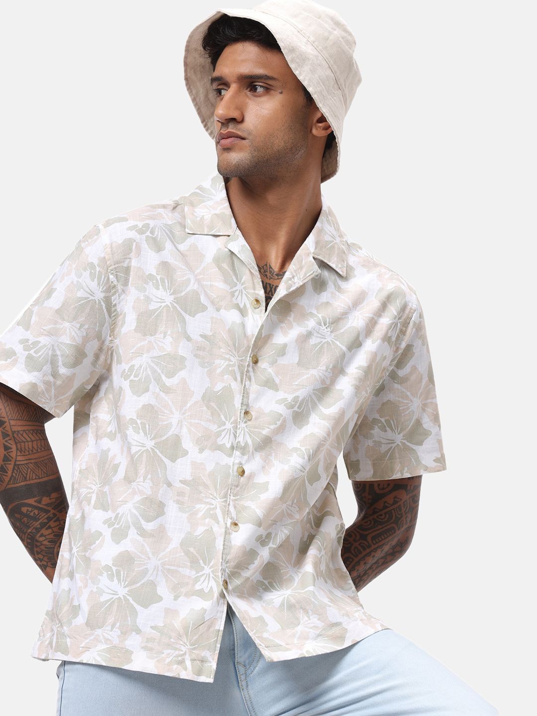 

WROGN Men Custom Cuban Collar Floral Printed Cotton Oversized Casual Shirt, Brown