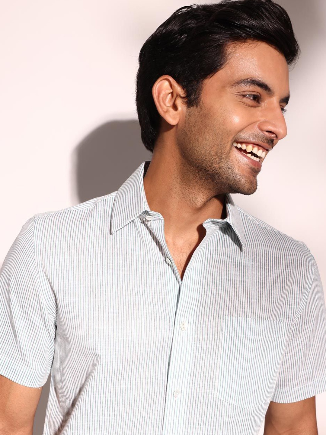 

Fabindia Men Spread Collar Striped Cotton Slim Fit Casual Shirt, White