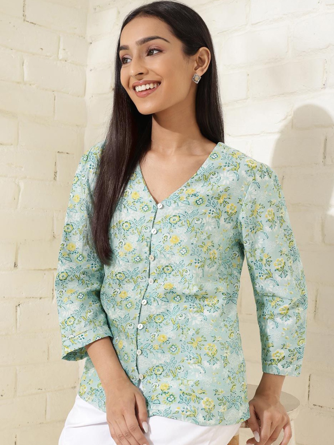 

Fabindia Women Floral Printed V-Neck Cotton Top, Green