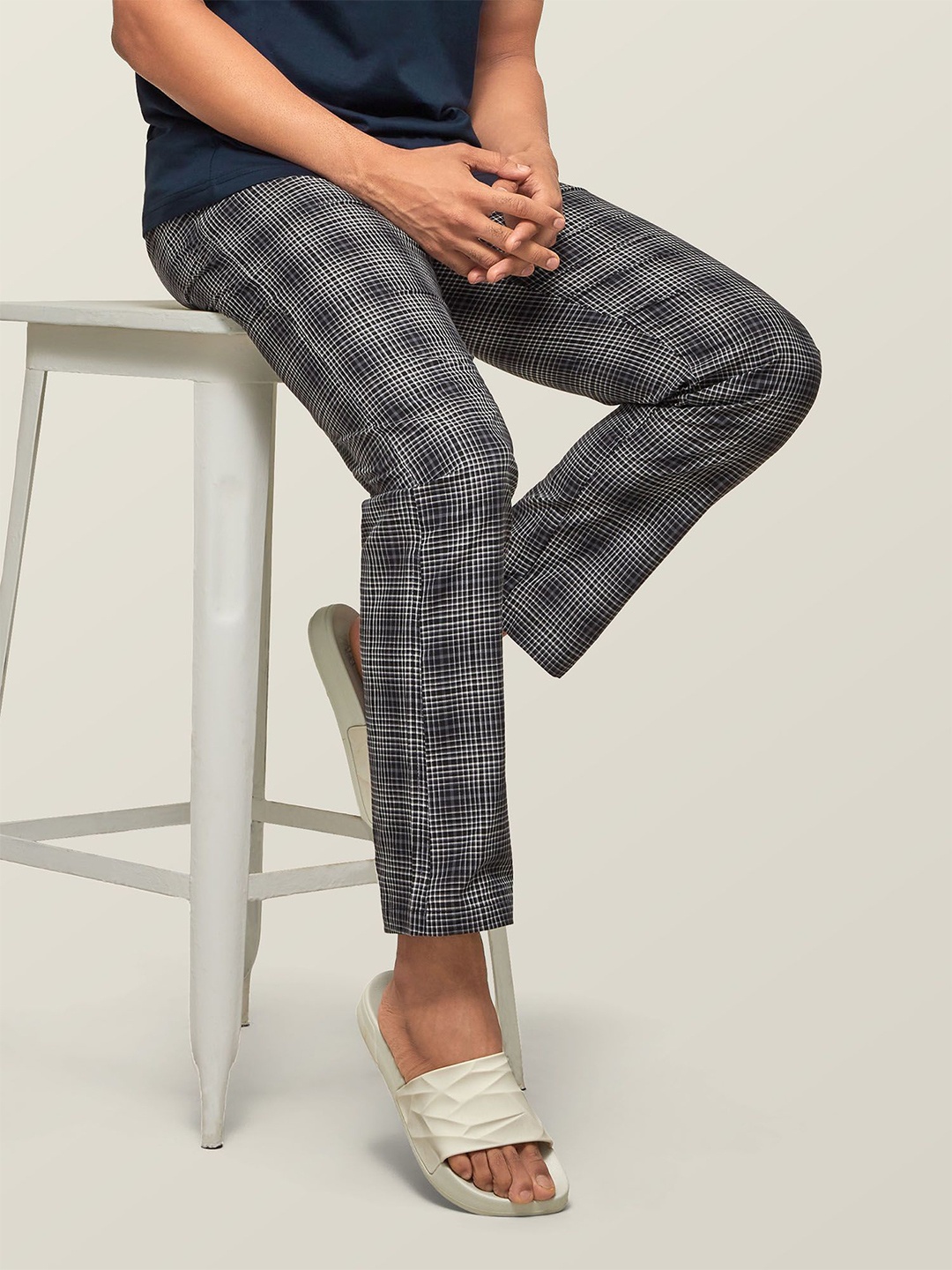 

XYXX Cotton Checked Straight legs Lounge Pants, Black