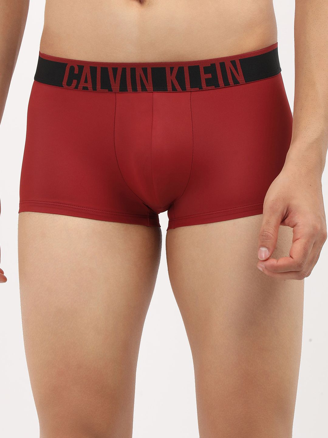 

Calvin Klein Underwear Low Rise Breathability Trunk NB3836GEQ, Red