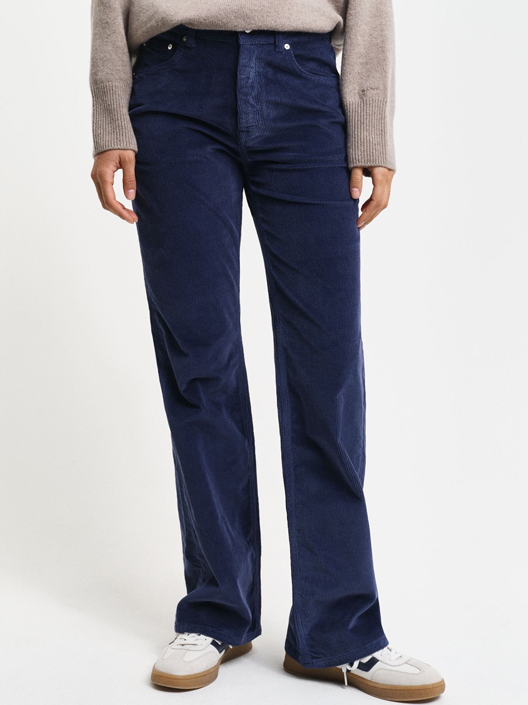 

GANT Women Printed Flared Chinos Trousers, Blue