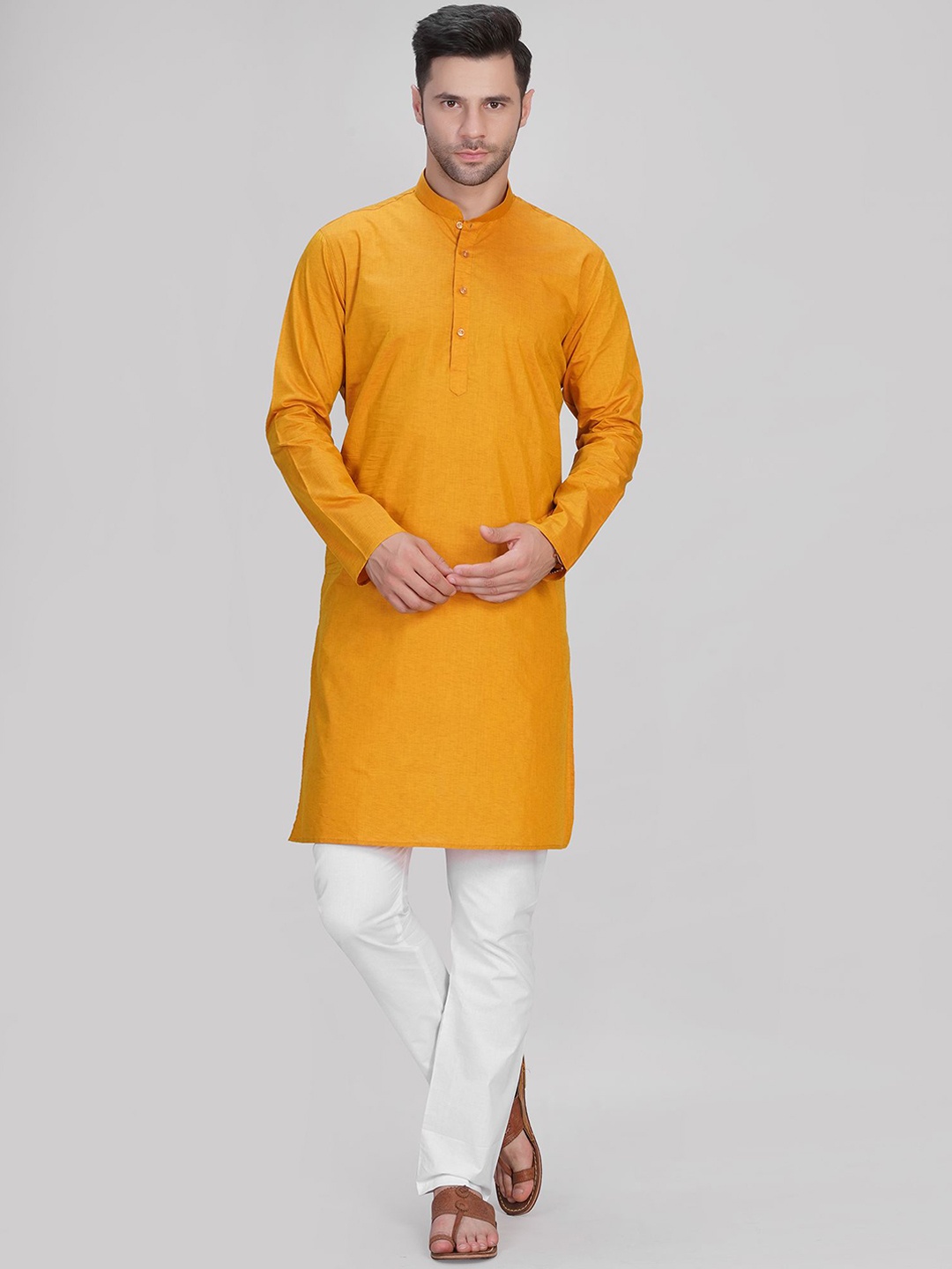 

LA'SCOOT Men Regular Pure Cotton Kurta with Pyjamas, Gold