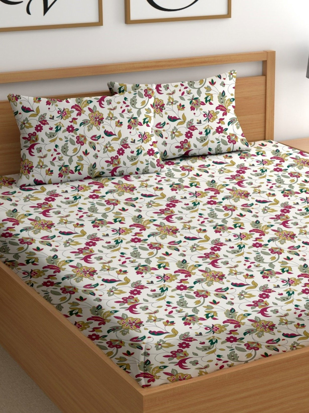 

CHHAVI INDIA White & Green Floral 210 TC King Bedsheet with 2 Pillow Covers