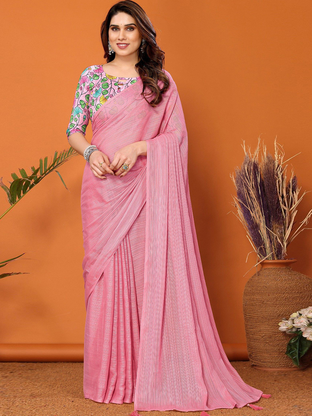 

MySilkLove Striped Solid Saree, Pink