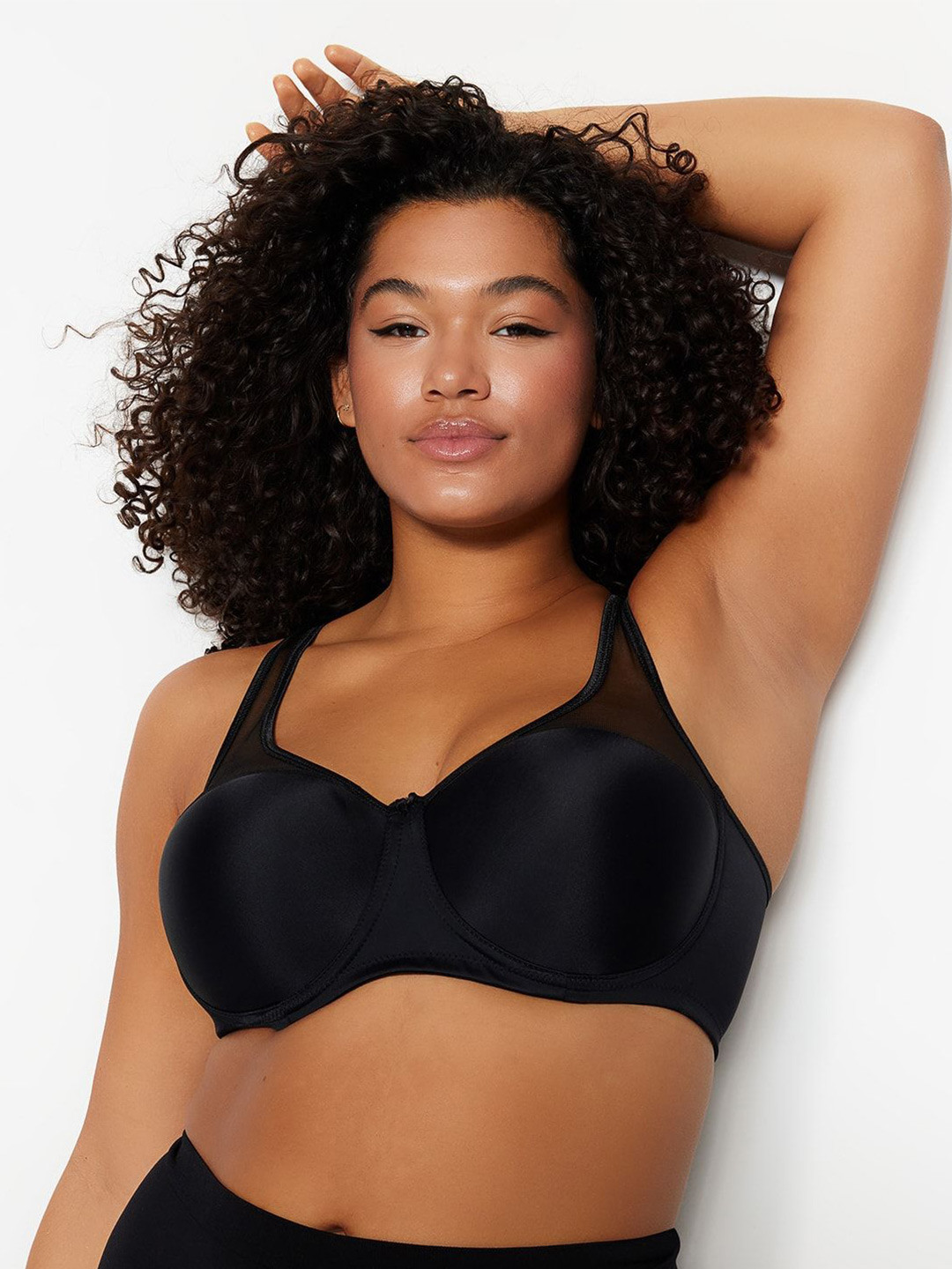 

Trendyol Bra Full Coverage Underwired Lightly Padded, Black