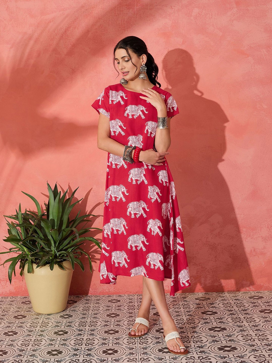 

InWeave Printed Short Sleeves A-Line Midi Dress, Red