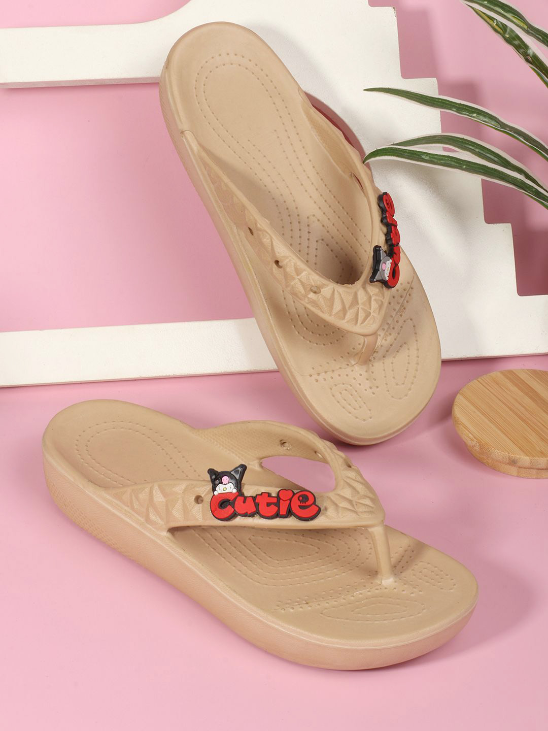 

Lavie Women Textured Open Toe Flats, Beige