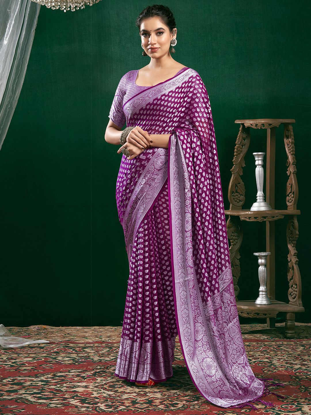 

Satrani Woven Design Zari Pure Georgette Banarasi Saree, Silver