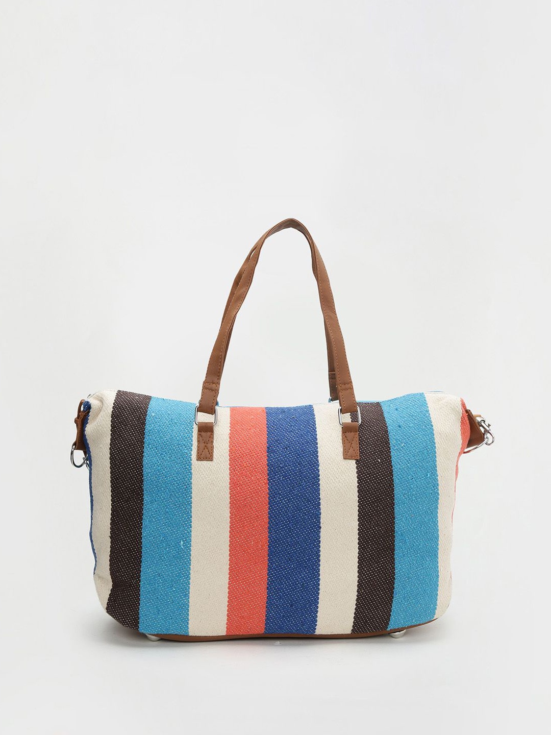 

max Printed Small Casual Duffel Bag, White