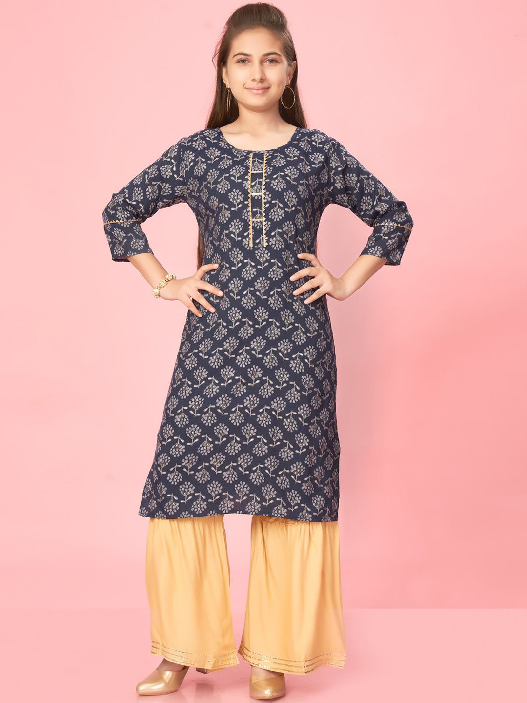 

BAESD Girls Floral Printed Kurta, Navy blue