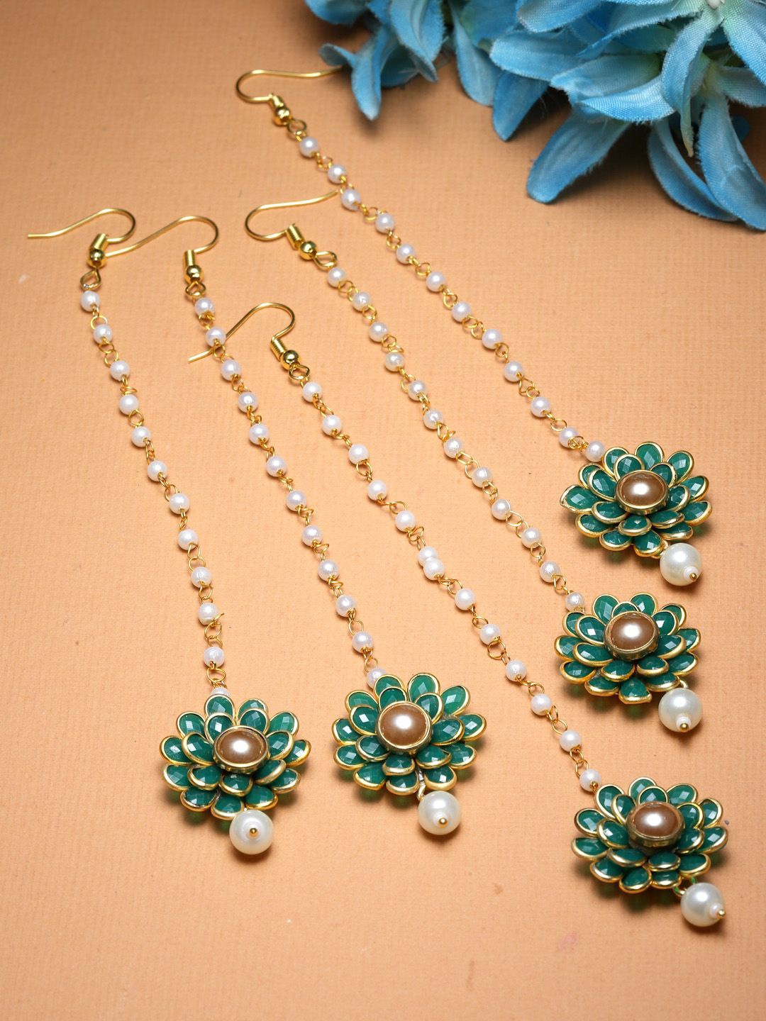 

ZENEME Set of 5 Gold-Plated Stones Studded and Beaded Floral Maang Tikkas