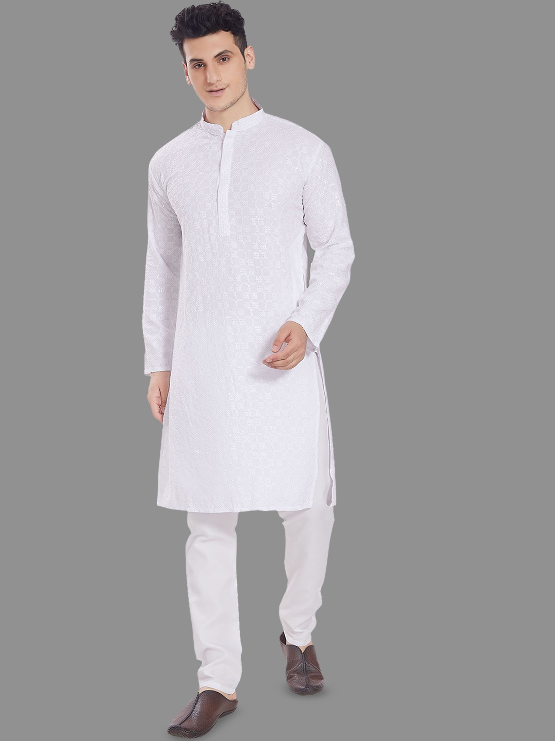 

DIVISIVE Men Thread Work Kurta, White