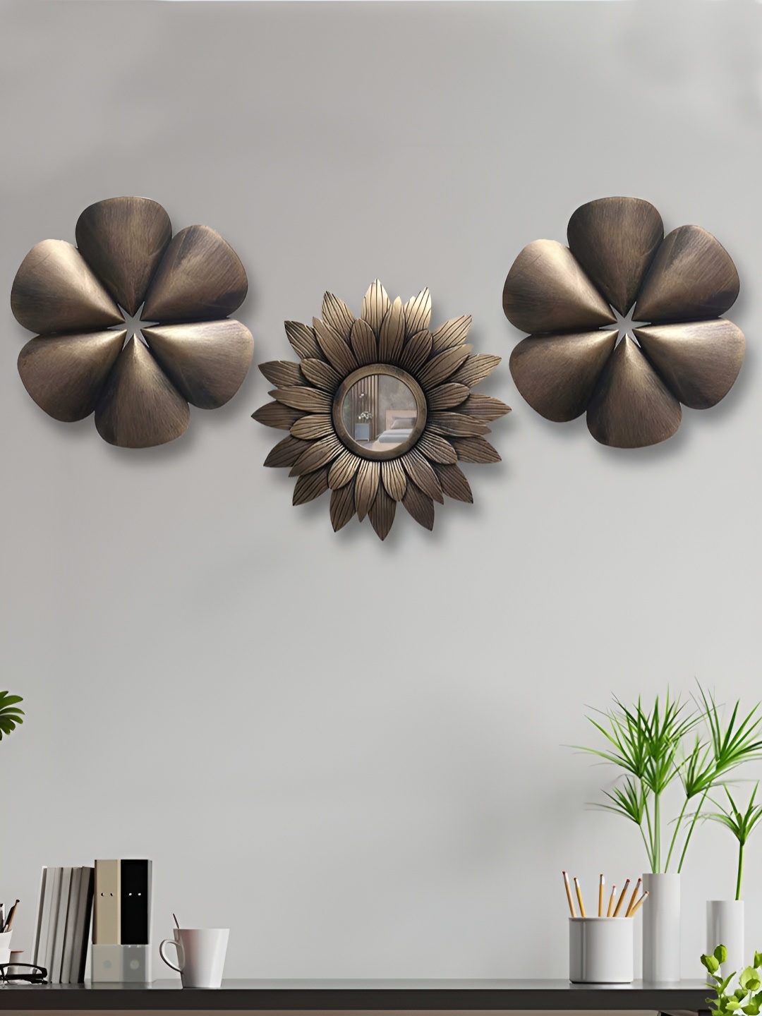 

Art Street 3Pcs Brown Textured Flower Shaped Wall Decor Plates