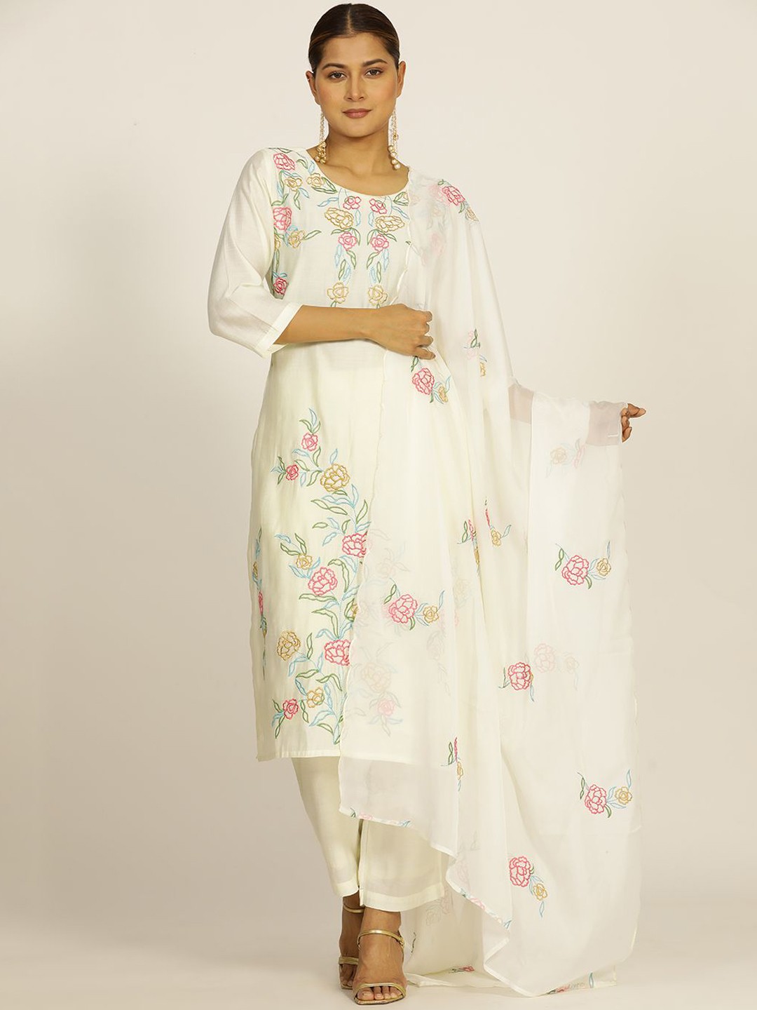 

Jaipur Kurti Women Floral Embroidered Regular Kurta with Trousers & With Dupatta, Off white